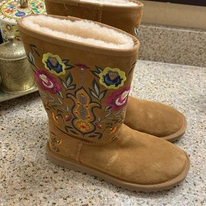 Floral Juliette Embroidered Uggs